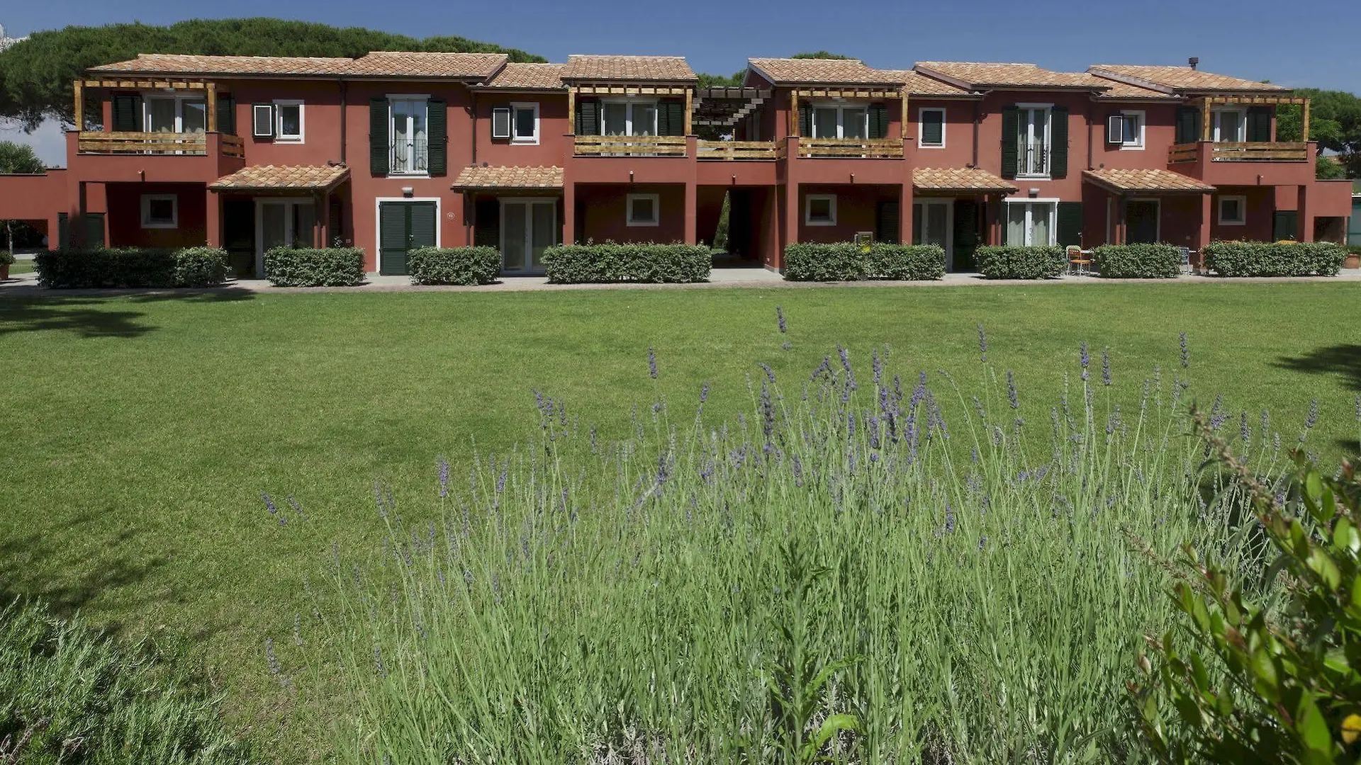 Residence Pineta Albinia Aparthotel