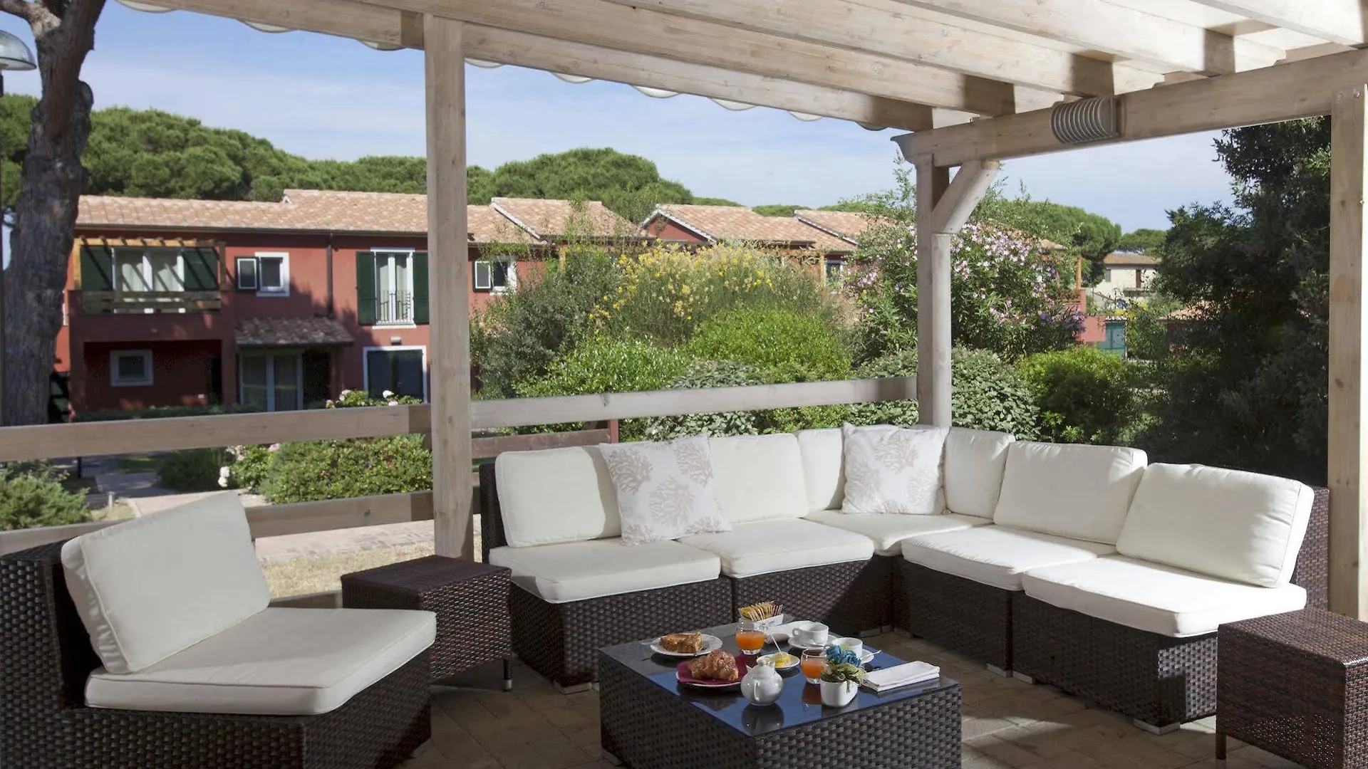 Aparthotel Residence Pineta Albinia
